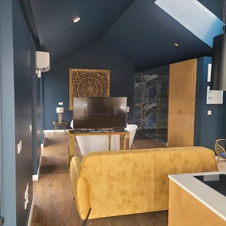 Villa Infinity