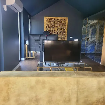 Villa Infinity