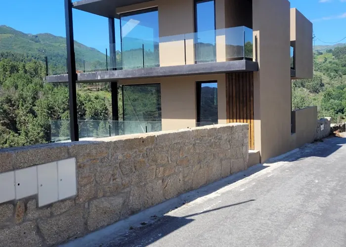 Infinity Villa Ponte da Barca